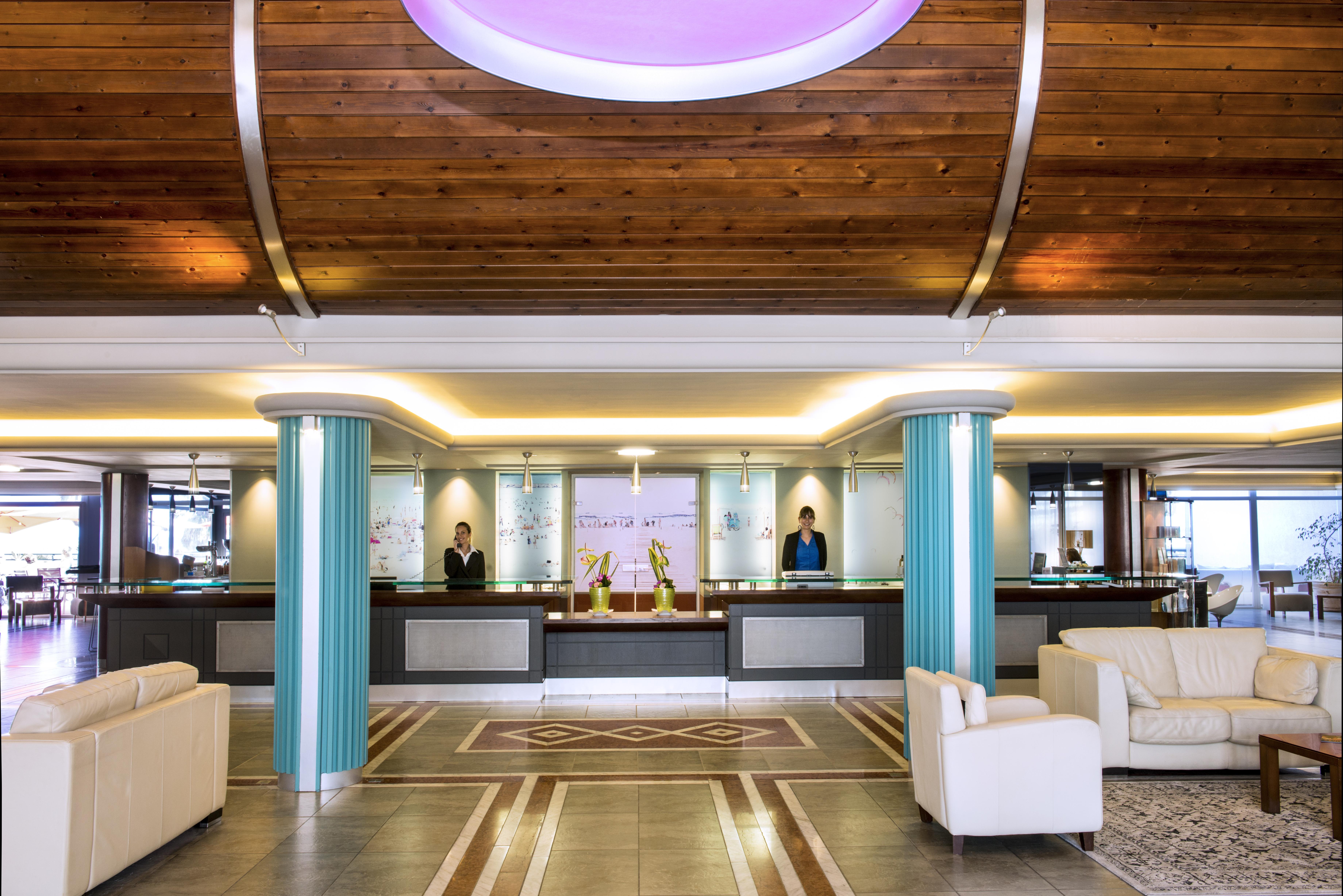 Grand Hotel Les Flamants Roses Thalasso & Spa Canet-en-Roussillon Exterior photo