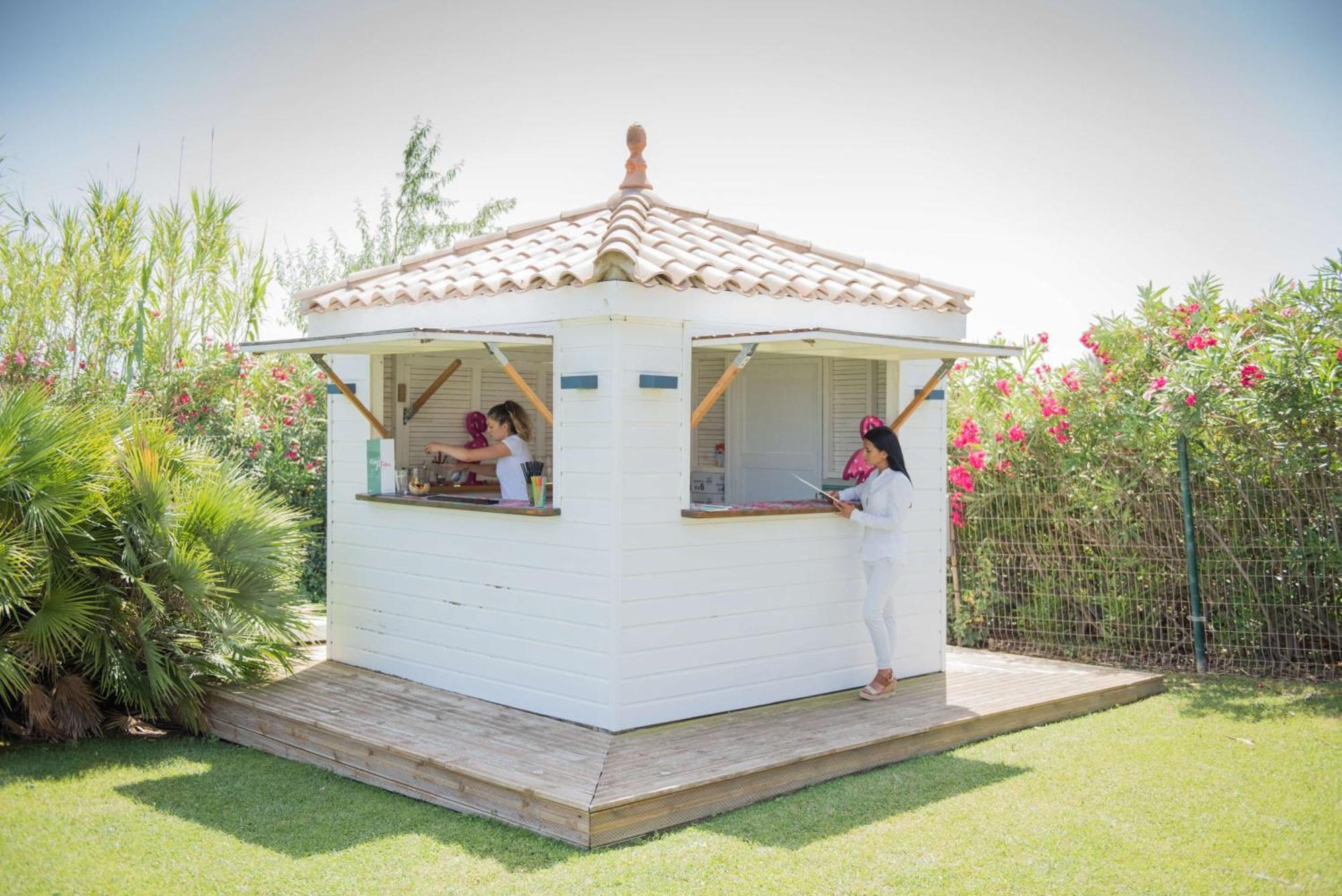 Grand Hotel Les Flamants Roses Thalasso & Spa Canet-en-Roussillon Exterior photo