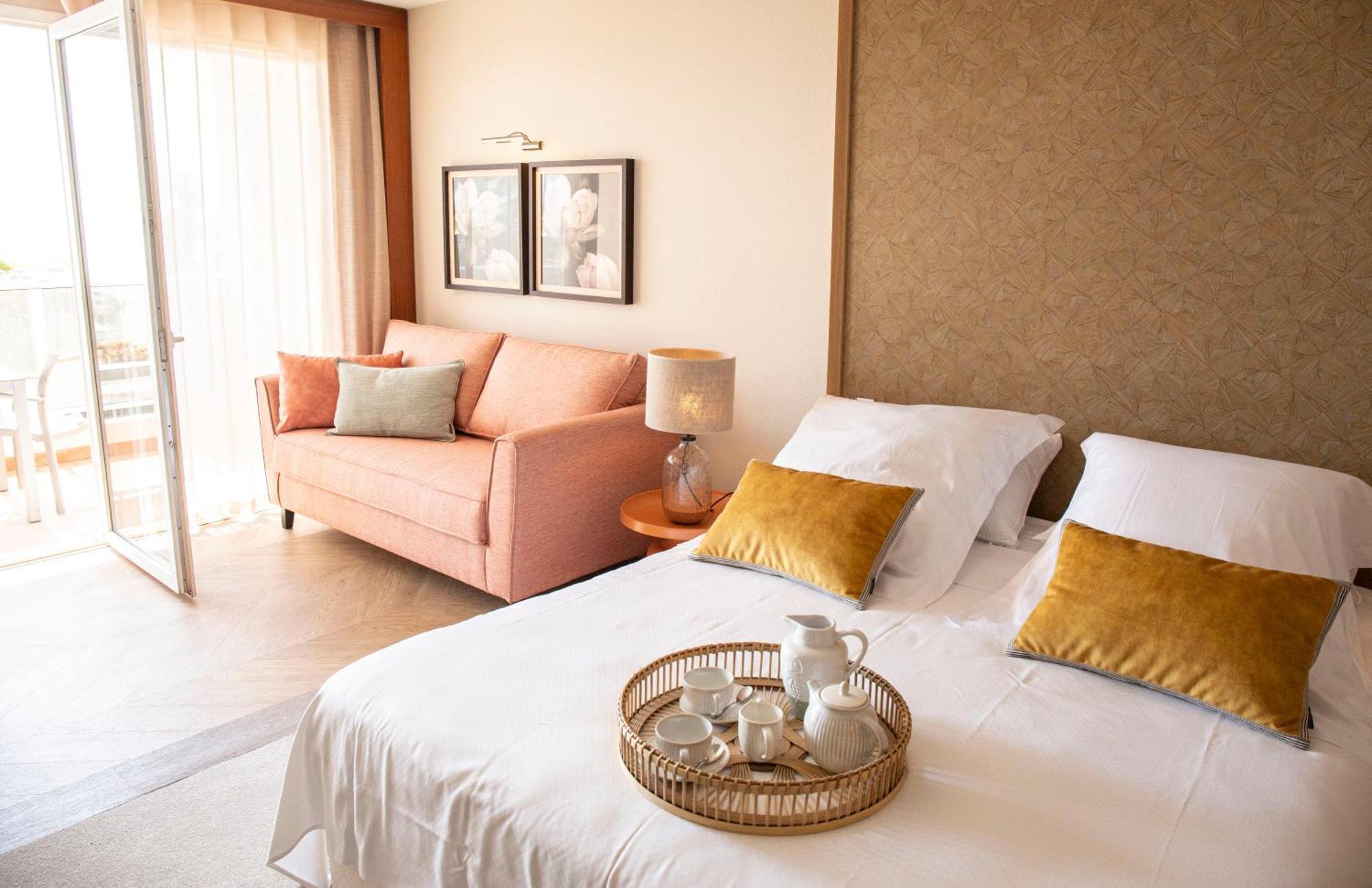 Grand Hotel Les Flamants Roses Thalasso & Spa Canet-en-Roussillon Exterior photo